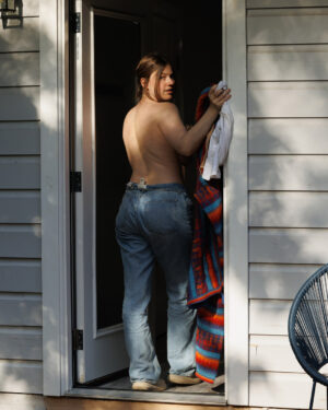 Riley Nixon Curvy Backyard Portraits Zishy