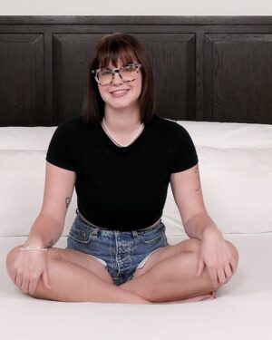 Molly Sweets Inexperienced But Ready To Learn BBC Surprise