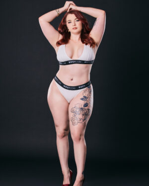 Red Rose Curvy Redhead Wifey