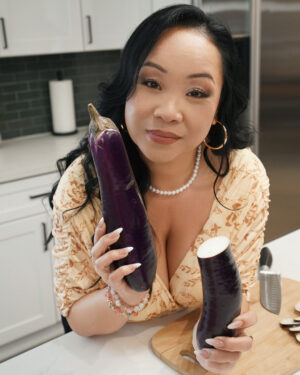 Sugar Milf Save The Nation MYLF
