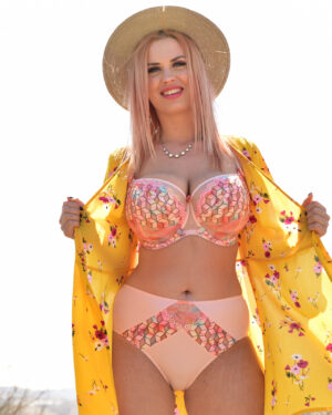 Alexsis Faye Boobies On A Sunny Day