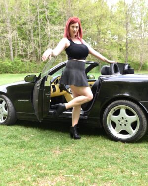 Alexsis Faye Loves Cars