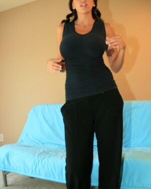 Alia Showing Off