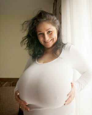 Alice Extreme Huge Divine Breasts