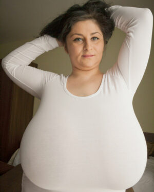Alice Extreme Huge Divine Breasts