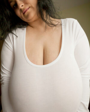 Alice Extreme Huge Divine Breasts