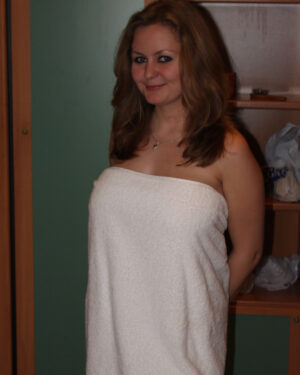 Anetta Bath Towel