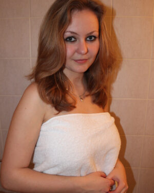 Anetta Bath Towel