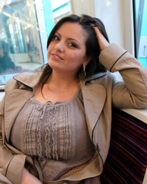 Arianna Sinn Out and About