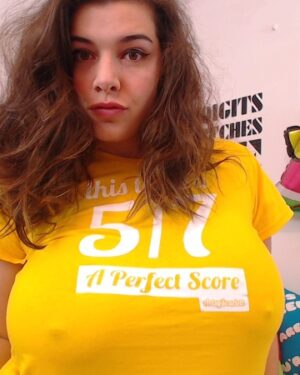 ArtsyScarlett Big Boobs Webcam