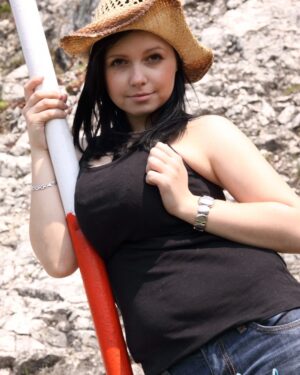 Busty Ellen Cowgirl