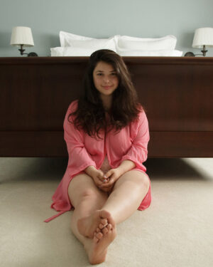 Carolina Munoz Has Fun In Bed
