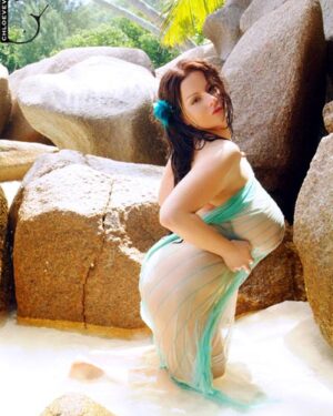 Chloe Vevrier Assorted Pics