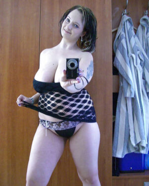 Chubby Brunette Amateur