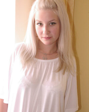 Cindy White Busty Teen