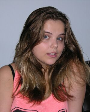 Cloe Cute Chubby Amateur