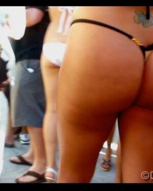 Curvy Candid Bikini Babes