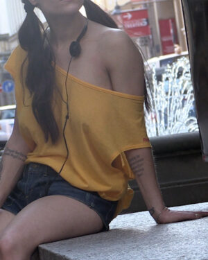Daisy Sheer Boobs In Public