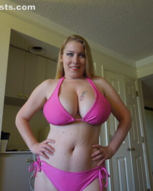 Desiree De Luca Divine Breasts