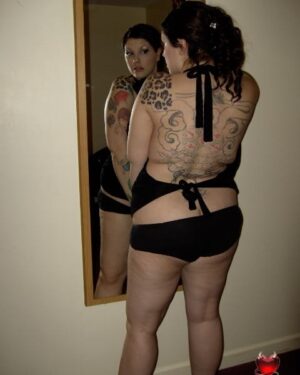 Dors Feline Mirror