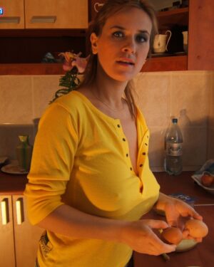 Ellen Cleaning Divine Breasts