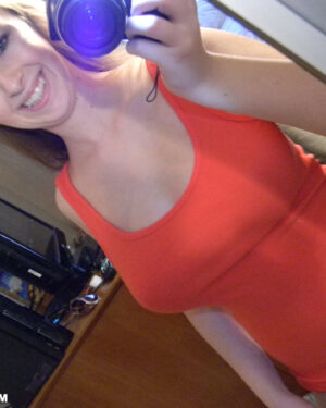 Felicia 18andbusty Self Pics
