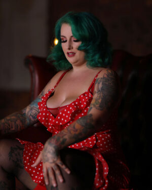 Galda Lou Polka Dot Curves