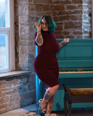Galda Lou Tight Dress Curves