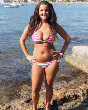 Gemma Thick Bikini Babe