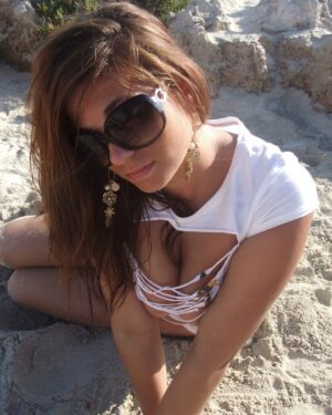 Georgia Busty Beach Babe