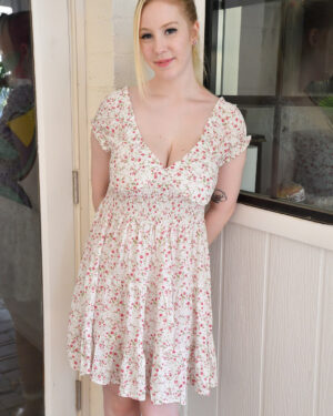Gigi Pink Spreads FTV Girls