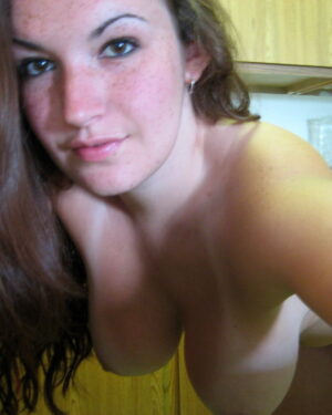 GND Kayla Gets Tan