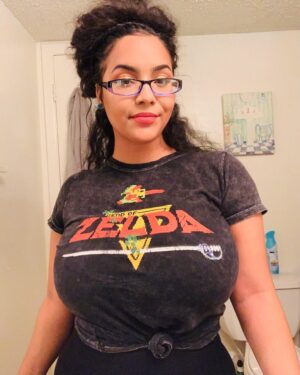JakiOppai Curvy Fancentro
