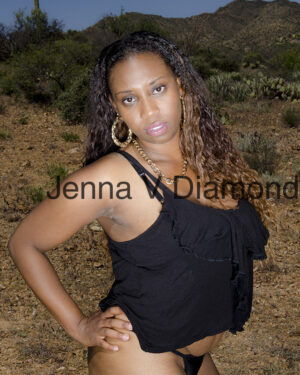 Jenna V Diamond Curvy Ebony Model