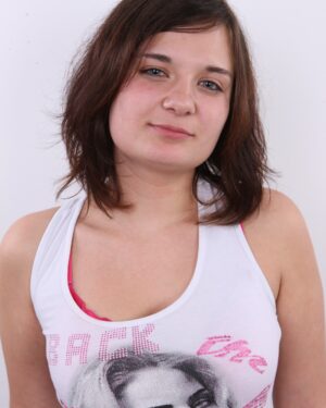 Jirina Curvy Casting Call