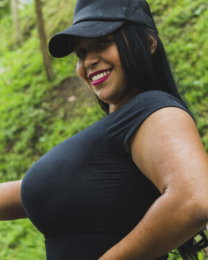JoslinWillis Busty Webcam Model