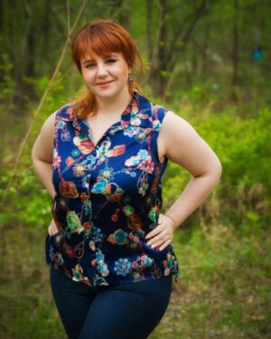 Katrin Porto The Curvy Stranger