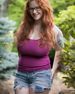 Kaycee Barnes Purple Tank Top Boobs Cosmid