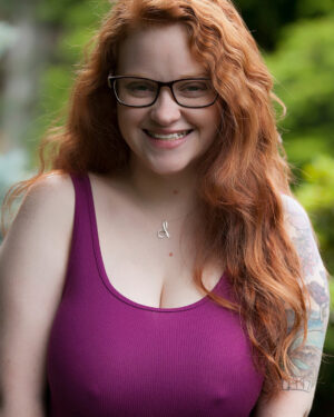 Kaycee Barnes Purple Tank Top Boobs Cosmid