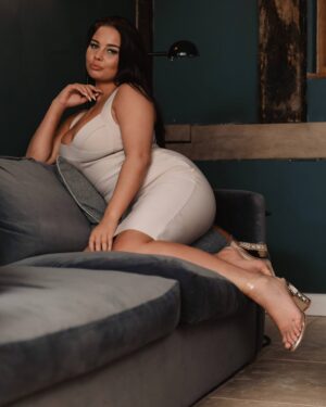 Kym Graham Simple Comforts Skin Tight Glamour