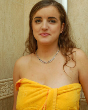 Lady Rosa Shy and Busty