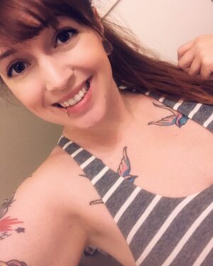 Lainey Love Nude Fancentro