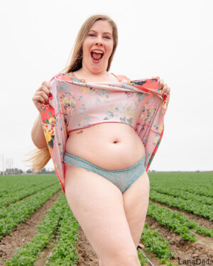 Lana Del Lust Farm Walk Flashing
