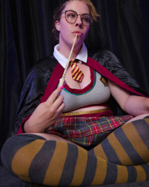 Lana Del Lust Hogwarts Legacy Parody