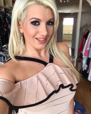 Layla Price Nude Fancentro