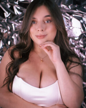 LenaMontes Busty Webcam