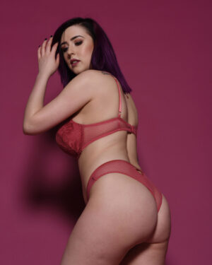 Lisha Blackhurst Red Lingerie Curves