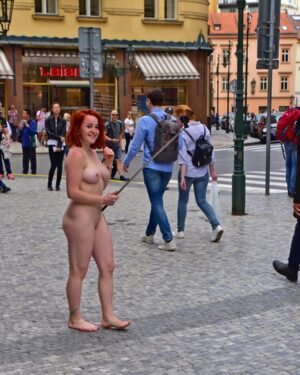 Lola Naked Redhead In Public NIP Activity