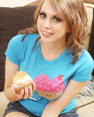Louisa May Cupcake