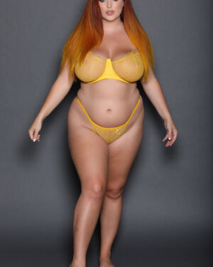 Lucy Vixen Cheeky Cheeky Nothing But Curves